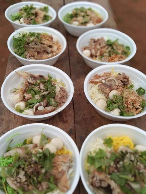 ทำบุญโรงทานเลี้ยงอาหารเด็ก วัดผาปูน ต.อมก๋อย อ.อมก๋อย จ.เชียงใหม่ 4.jpg