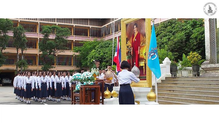 -โรงเรียน.jpg