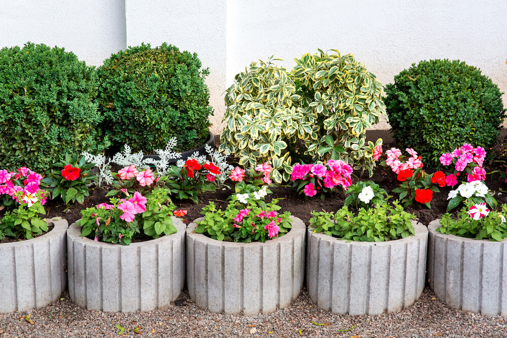 Concrete-Flower-Pots.jpg