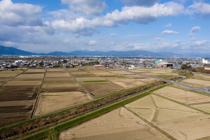 japan-forced-to-confront-resistance-to-immigration-amid-desperate-labour-shortage-abc-news-8.jpg