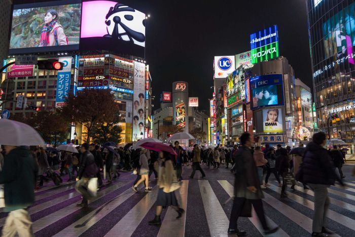 japan-forced-to-confront-resistance-to-immigration-amid-desperate-labour-shortage-abc-news.jpg