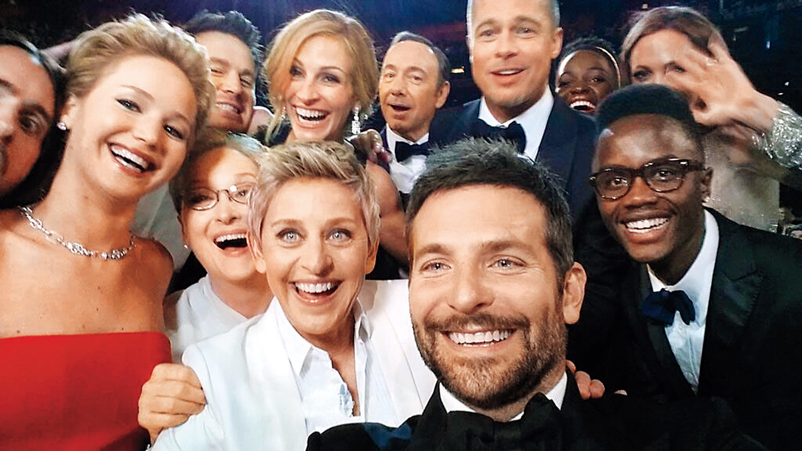 time-100-influential-photos-ellen-degeneres-oscars-selfie-100.jpg